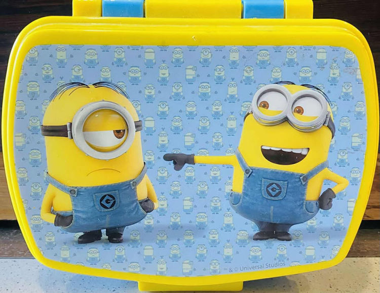 Picture of 9323 DESPICABLE ME MINIONS LUNCHBOX